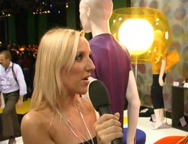 ew_rosanna_davidson1mbps_stream_03.jpg