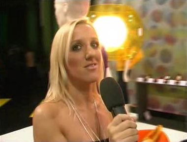 ew_rosanna_davidson1mbps_stream_15.jpg