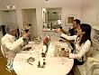 ap_dasperfektepromidinner_070401_212.jpg