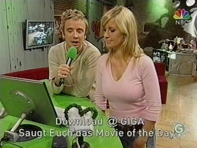ce_giga040929_53.jpg