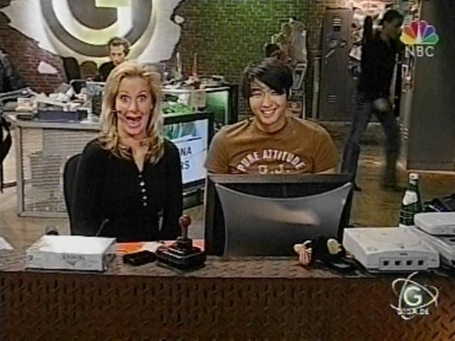 ce_giga041001_05.jpg