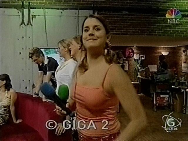 eb_giga040730_03.jpg