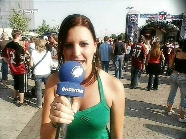 eb_afshowtime_070504_05.jpg