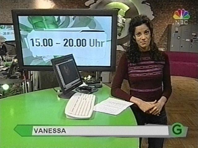 vd_giga040129_01.jpg