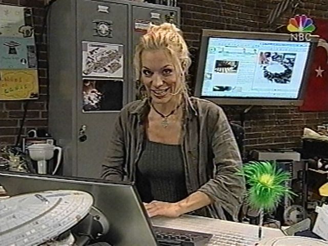jw_giga031002_07.jpg