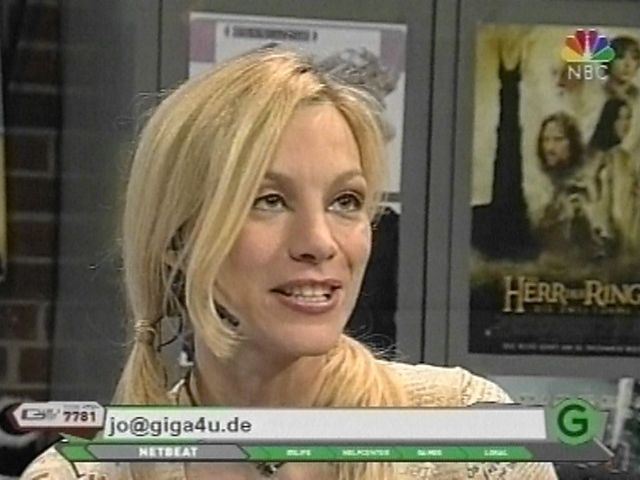 jw_giga031029_03.jpg