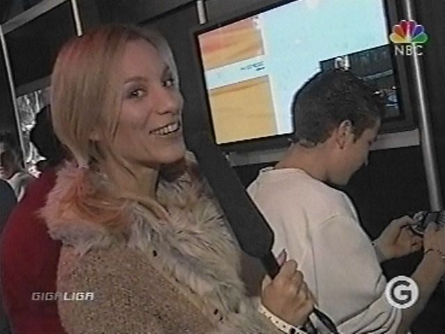 jw_giga031129_04.jpg